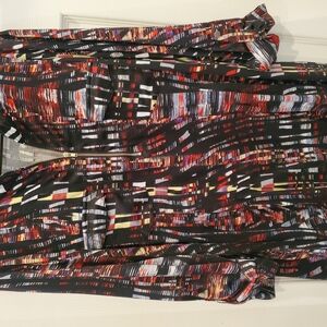 New Directions Multicolor Abstract Blouse